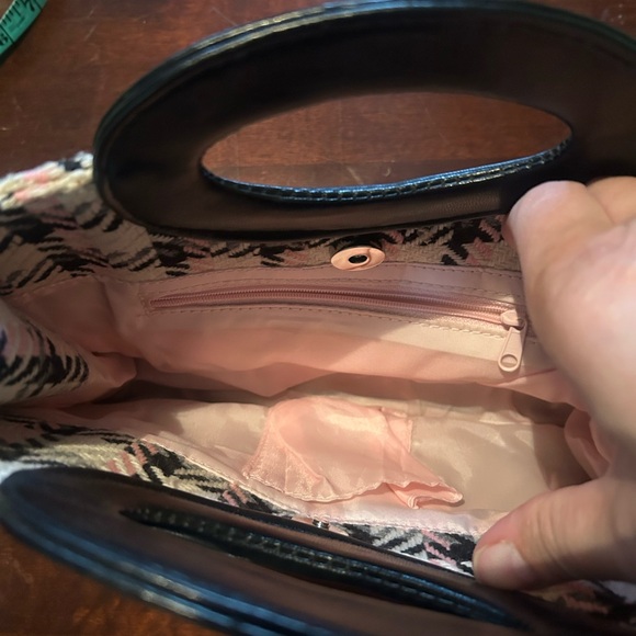 Purse - Picture 5 of 6